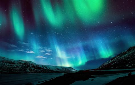 Aurora Borealis Northern Lights 4k