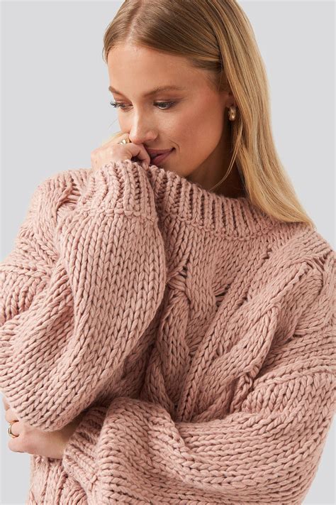 wool blend round neck heavy knitted cable sweater rosa pullover stricken zopfmuster pullover