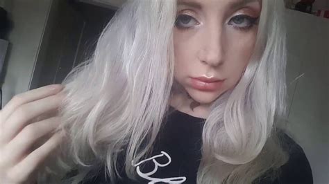 Typically, black hair needs to be bleached at least twice. How to Fix Damaged Bleached Fried White Hair - YouTube