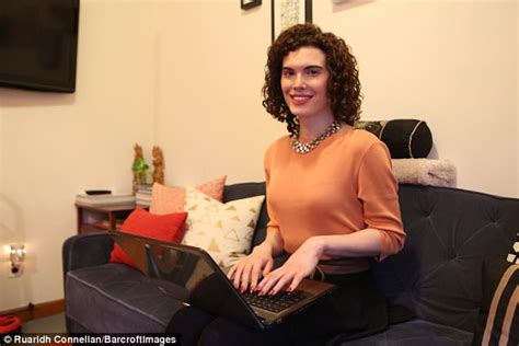 Texas Trans Model S Ex Pays For K Gender Reassignment Daily Mail Online