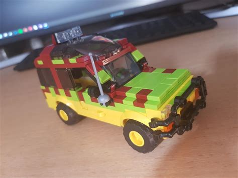 Lego Moc Jurassic Park Tour Vehicle Ford Explorer By Miro Rebrickable Build With Lego