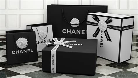 Bergdorfsims Chanel Boxes And Bags Hey Everyone Murphy Tumblr
