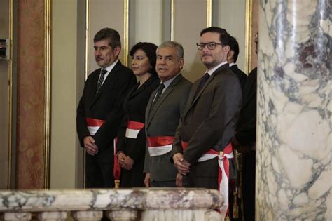 Así Fue La Ceremonia De Juramentación De Los Nuevos Ministros En Palacio Fotos Politica