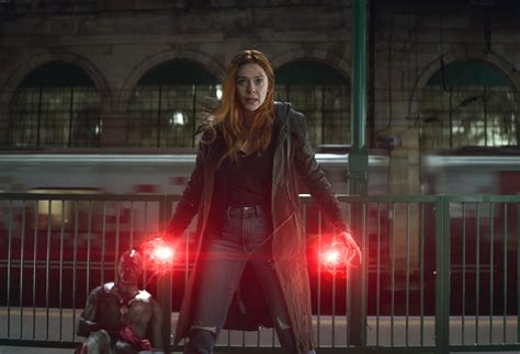 Elizabeth Olsen Wishes Her Avengers Costume Was A Little