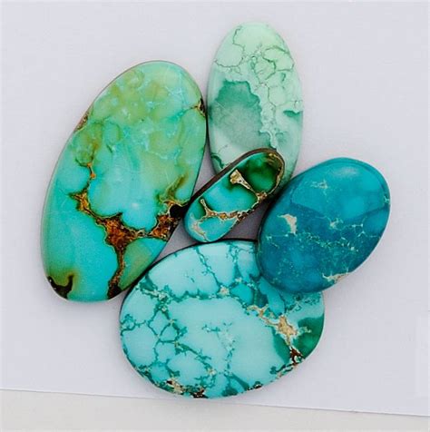 Dachziegel decken fliese fliesen kachel kacheln übergang turquiese unified barriere einmauern hemnis mauer mauerfuchs wall wand zumauern bewässern gießen wasser weiß weiße weißer weißes. 5 Types of Rare Turquoise You Should be Looking For