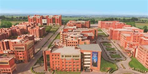 Interesting Facts About Amity University