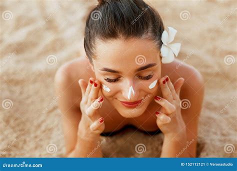 Suntan Lotion Woman Applying Sunscreen Solar Cream Beautiful Happy Cute Woman Applying Suntan C
