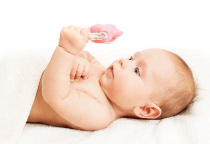 Instead, use a soft towel and lightly rub your baby's wet hair, to avoid causing any damage to your little one's skin and hair. 1-6 Months Old: What to Do and What to Expect, part 2