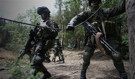 Comandos Copes Policía Nacional De Colombia Pnc Ejército De