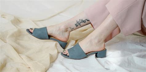 I'm wondering what it feels like for a woman. How Much Do Ankle Tattoos Cost? - Inside Out