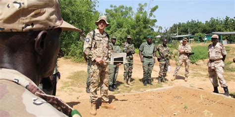 Multidimensionale integrierte stabilisierungsmission der vereinten nationen in mali, französisch: Bundeswehr in Mali: Bloß nicht in die falsche Richtung ...