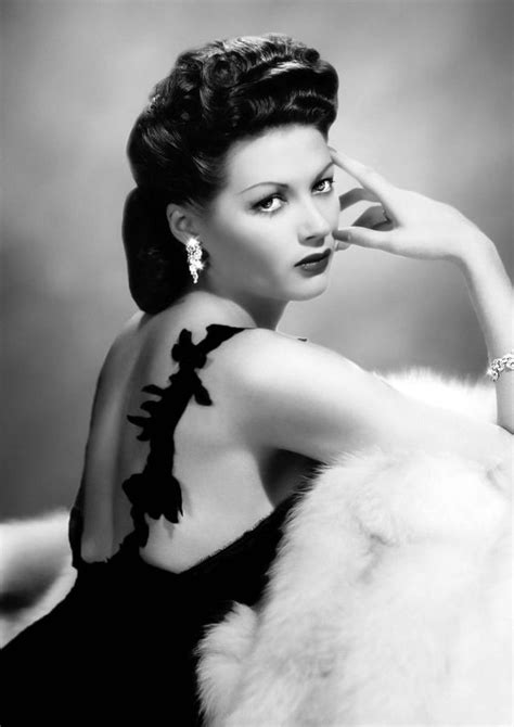 Stunning Black And White Portraits Of Yvonne De Carlo From Between