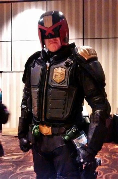 judge dredd cosplayed by photographed by myself at frostcon judge dredd amazing cosplay
