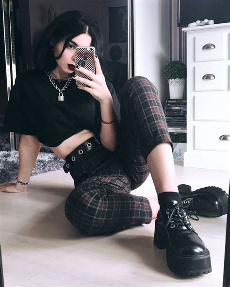 tipos de aesthetic fashion indie outfits alternative fashion edgy outfits