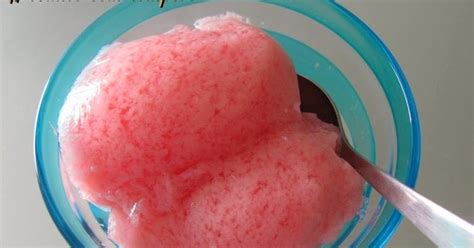 Recanto Com Tempero Gelatina De Morango Com Iogurte Natural