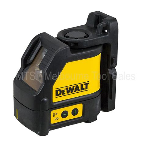 Projects bright crossing horizontal and vertical lines. Dewalt Cross Line Green Beam Laser Level DW088CG