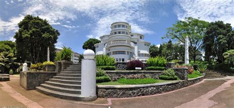 Tarafsız yorumları okuyun, gerçek gezgin fotoğraflarına bakın. Villa Isola
