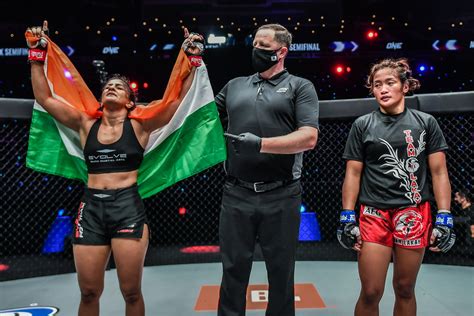 Stamp Fairtex Dan Ritu Phogat Ke Final World Grand Prix