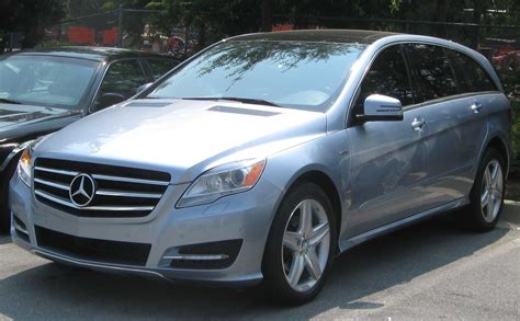 Price details, trims, and specs overview, interior features, exterior design, mpg and mileage capacity, dimensions. Mercedes-Benz R-Class Discontinued In United States - The ...
