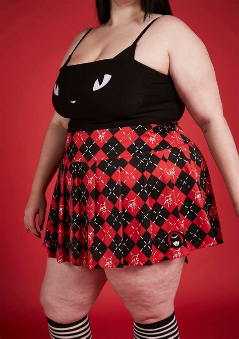 Plus Size Dolls Kill X Emily The Strange Argyle Pleated Mini Skirt