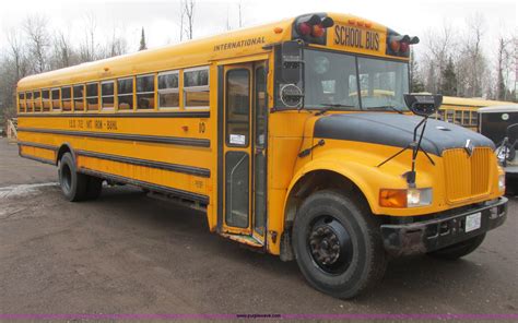 2001 International School Bus In Duluth Mn Item L3885 Sold Purple Wave