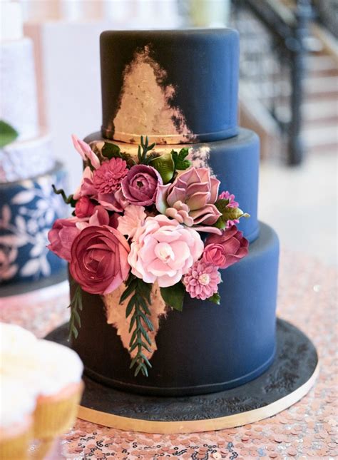 If you are attending the wedding of a family member you should think about using a message that reflects your relationship and family dynamic. Cakes By Gina On 2018 Wedding Cake Trends - Houston ...