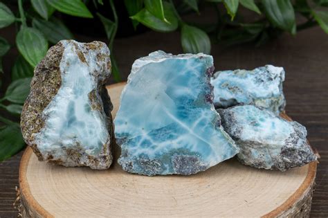Larimar Meanings And Crystal Properties The Crystal Council