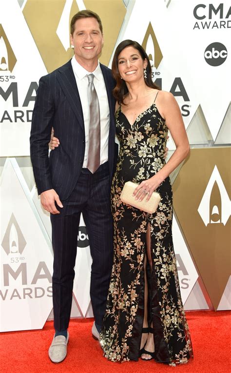 Walker Hayes And Laney Beville From 2019 Cma Awards Red Carpet Couples