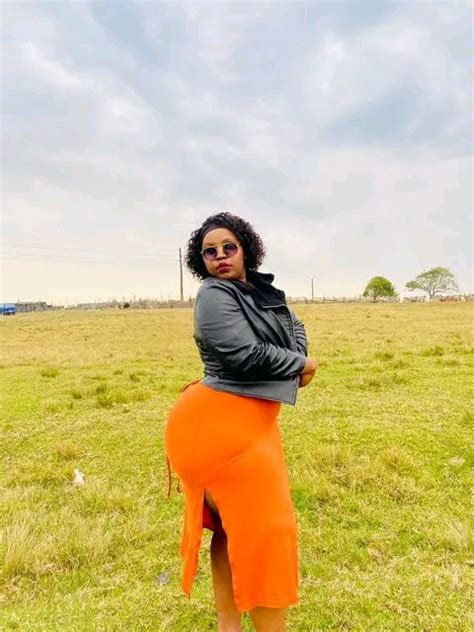 Mzansi Huge Curves On Twitter Happy Friday Blessed Hips 😋🧡🧡 Bj6sehcbwk Twitter