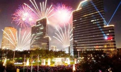 Kuala lumpur, dec 28 — huge gatherings at new year eve celebrations to usher in 2021 are not allowed, said senior minister (security cluster) datuk seri ismail sabri yaakob today. Outstanding New Years Eve 2019 in Houston