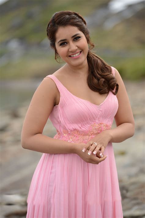 rashi khanna hot and beautiful photo gallery bollywood news