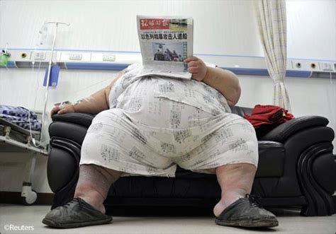 World Of Crisis Weighing 230 Kg China S Fattest Man Hospitalised