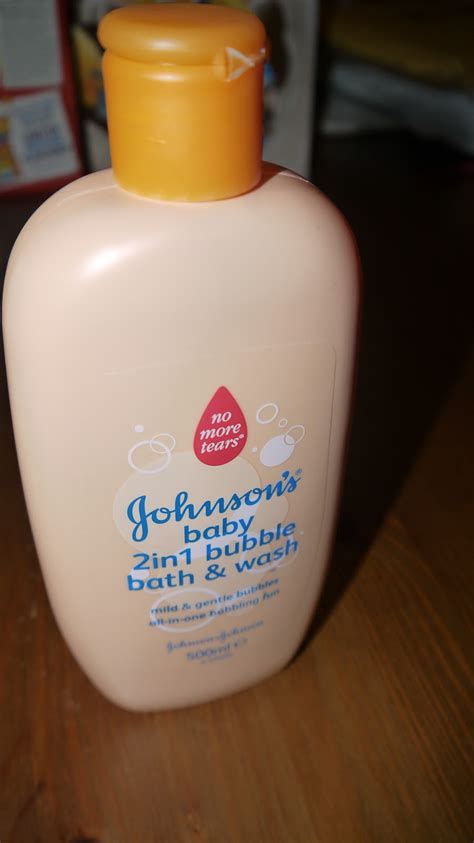 Beli johnsons baby bath online berkualitas dengan harga murah terbaru 2021 di tokopedia! Inside the Wendy House: Johnson's Bubblin' Bath Time Fun!