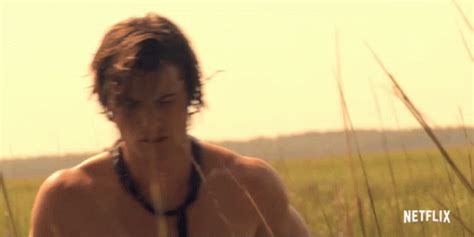 He is fast becoming one of our favorite netflix heartthrobs after his role in the teen drama, outer banks. Hair Flip Chase Stokes GIF - HairFlip ChaseStokes JohnB ...