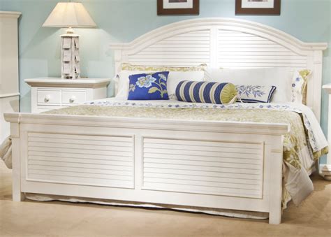 Cottage Traditions White King Panel Bed 6510 66pan American