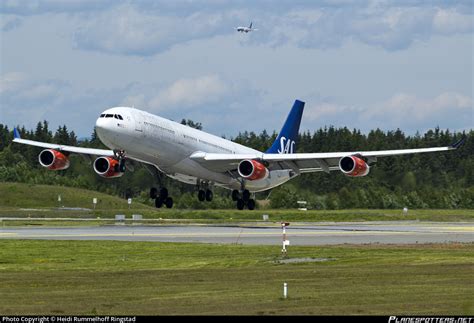 Oy Kbd Sas Scandinavian Airlines Airbus A340 313 Photo By Heidi