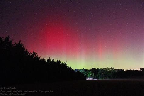 Northern Lights In Wisconsin Northern Lights Aurora Borealis Scenic