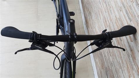 Specialized Sirrus Sport Hybrid Bike Sports Equipment Bicycles