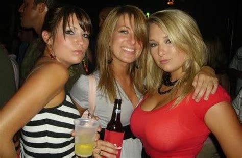 Busty Girls Making Their Friends Invisible 21 Pics