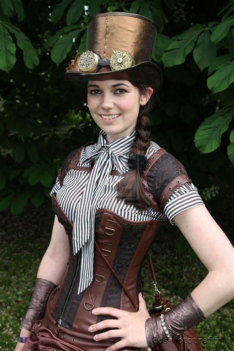 Steampunk Tophat Worn With Complete Outfit By Rubylumieredeviantart