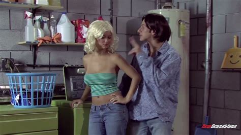 hot sex parody of the big bang theory video