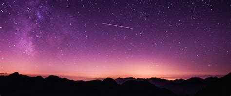 Vallende sterren, vallende gedachten gisteravond zag ik drie vallende sterren. Vallende sterren in Joshua Tree National Park