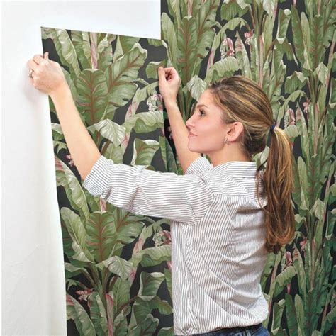 At7071 Banana Leaf Sure Strip Wallpaper Wallcoveringsmart