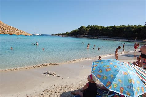 From 158 flats & apartments to 44 houses, find a unique house rental for you to enjoy a memorable. Sakarun Beach - Croatia Reviews