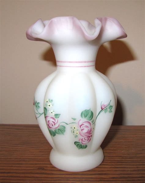Vase Fenton Glass Pink Rose Design Handpainted And Signed With