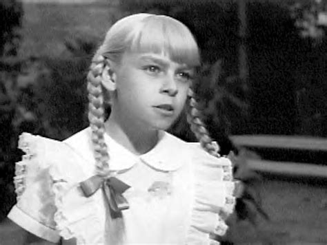 Patty Mccormack As The Bad Seed Scary Movies Old Movies Horror