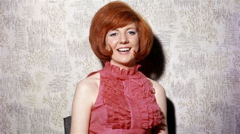 Cilla Black Back In The Charts After Three Decades Itv News