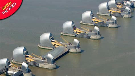 Thames Barrier Strike Could Lead To 30ft London Floods In Worst Case