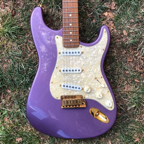 Fender Ltd Edition Stratocaster 1992 Purple Glitter Guitar For Sale Denmark Street Guitars