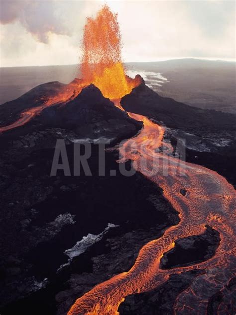 Kilauea Volcano Erupting Photographic Print Jim Sugar Art Com K Lauea Volcano Beautiful